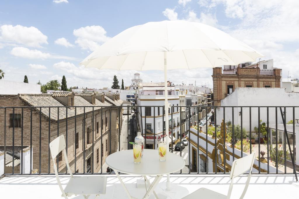 Thesuites Sevilla Bagian luar foto